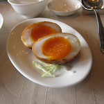 Ye Shanghai - 燻蛋[Tea Leaf Smoked Egg]
