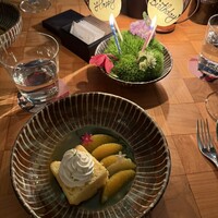 ザ タヴァン グリル＆ラウンジ - 