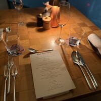 ザ タヴァン グリル＆ラウンジ - 