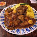 カレーの店 マボロシ - 『ポーク（1500円税込）』大盛（150円税込）うずらトッピング（150円税込）