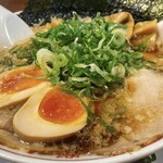 ラーメン魁力屋 - 料理写真:全部のせラーメン(¥1,100)