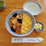 中村屋 - 料理写真:親子丼・上￥1,000。鶏が旨い！