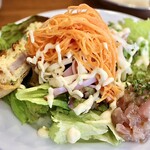 ディーノ - マグロのタルタルと鴨と九条ネギのキッシュ