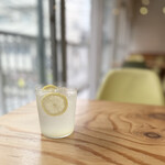 吉旦餃子 - 自家製レモンスカッシュ