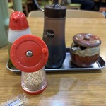 極品辣味 新小岩店 - 卓上