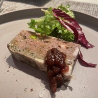 ahill ginza - パテ・ド・カンパーニュとエンダイブのサラダ