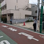 Ramen Break Beats - 油面商店街最北端にブレビはあります。BS-ASAHI