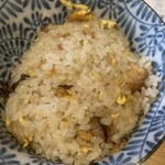 麺屋　吾 - 半チャーハン(ランチセット+250円)