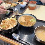 もつ煮込み みつ子 - 