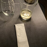 MAISON 8 restaurant - 