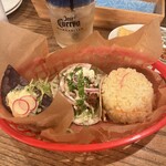 ロティー チキン アンド ジャッキー タコス - 