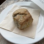 ゼロハチコーヒー - さつまいもとごまのスコーン