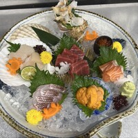 本日のお刺身盛り合わせ(4~5名様盛り）