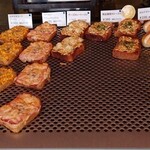 BAKERY GOLDEN RATIO - 店内