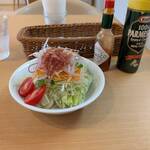 カフェ K - セットのサラダ