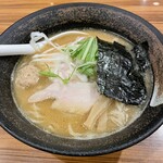 麺屋 武一 - 濃厚鶏骨醤油そば
