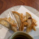 さかふね - 鯵とニラの揚げ餃子