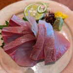 さかふね - お造りハマチ