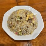 煮干しだし醤油ラーメン 桂 - 半チャーハン