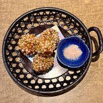 鶏と魚と炭火焼き 燈 - 