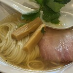 自家製麺 くろ松 - 中華そば（松）1200円！