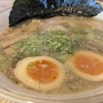 唐揚げ蔦 - 背脂ラーメン1000円
