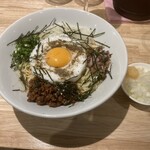 香油まぜそば しろ - 