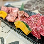 おばぁの家 - 上赤身、ゲタカルビ、トロカルビ