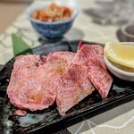 おばぁの家 - 上タン