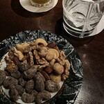 バー・ラ・ユロット - 