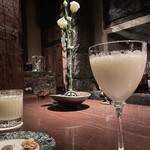 バー・ラ・ユロット - 