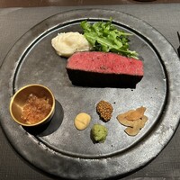 炭焼きステーキとワインobiobi - 