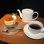 名曲カフェ エグモント - 『昔ながらの王道プリン』　エグモントブレンド「２杯分」をオーダー