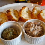 バンカート - 牡蠣とほうれん草のパテ、ポークリエット