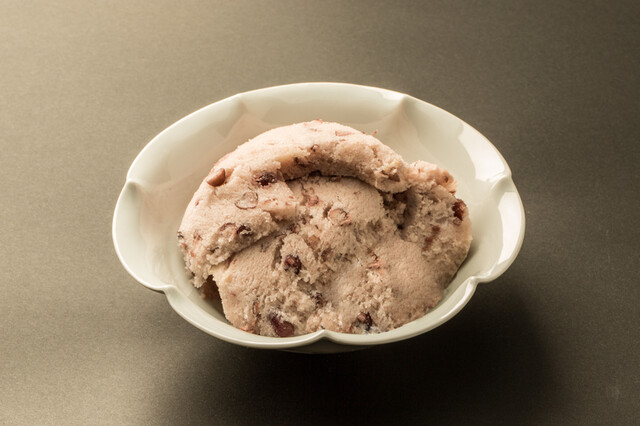 Okashi Dokoro Takaki Fukuya Yachobori Honten Saryo