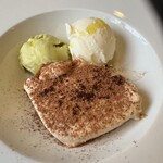 タンタ フェリチッタ - 栗のティラミス　ピスタチオジェラート添え　バニラ