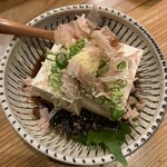 酒場 16番 - ○木次しろうさぎ冷奴480円