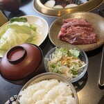肉工房 初栄 - 