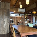 ごはんカフェ 坂の途中 - 店内