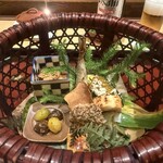 青蓮院門跡前 月おか - 