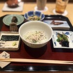 青蓮院門跡前 月おか - 