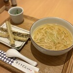 博多やりうどん別邸 空港店 - 