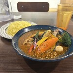 札幌スープカレーJACK 新町店 - チキンベジカレー（1500円）