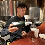 鶏匠 膳 - ピノノワールベースのシャンパン