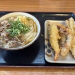丸池製麺所 - 肉うどん、各種天ぷら