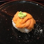 鮨 田なべ - バフン雲丹(山葵と塩で)