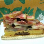 LES PÂTISSERIES LA MARÉE DE CHAYA - 料理写真:いちじくのタルト648円（税抜）