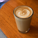 FUGLEN ASAKUSA - Café Latte (Hot / Double) – JPY 700 (Tax Included)
