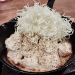 肉食堂 最後にカツ。 - 