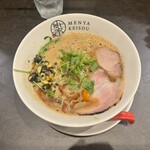 麺や 勁草 - オシャレな豆類がいいアクセント！